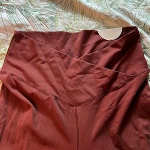 Crossover Flare leggings